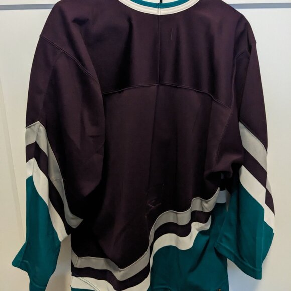 Vintage Authentic CCM Center Ice Collection Anaheim Mighty Ducks Hockey Jersey - Picture 4 of 9